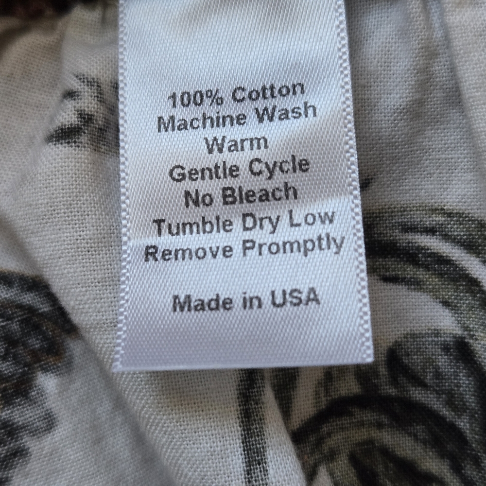Retrolicous Rooster Farm Print Skirt Size 1X - Picture 8 of 8